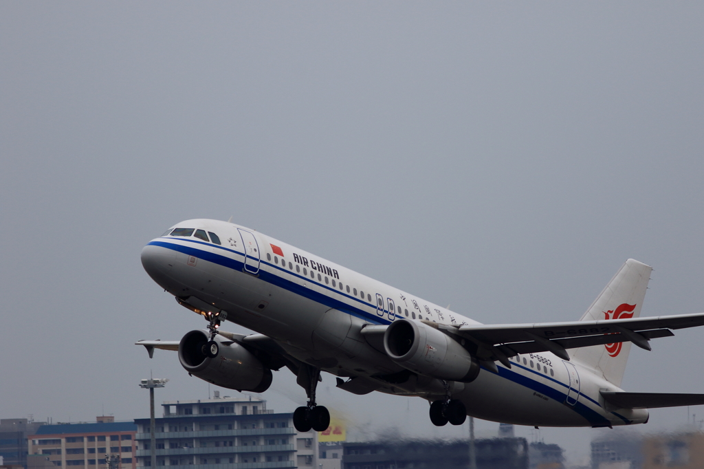 福岡空港席田バス停付近 (4)