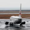 RWY07へ