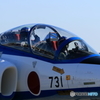 ブルー