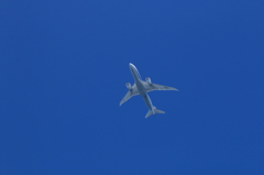 青空と787
