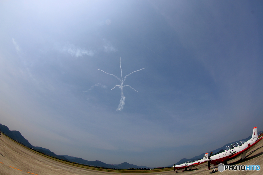 上方空中開花