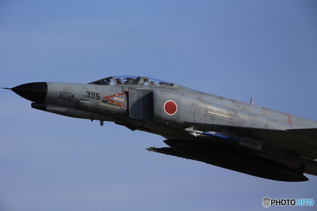 Ｆ４