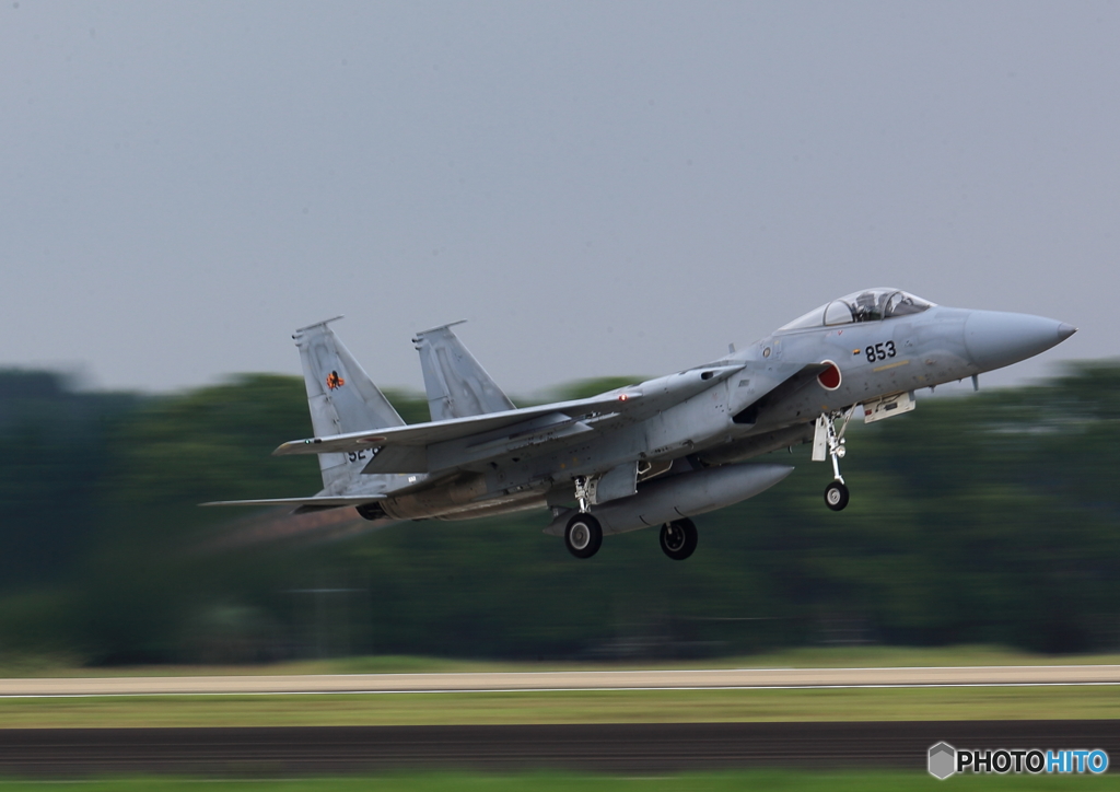 F15