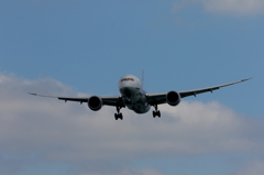 B787