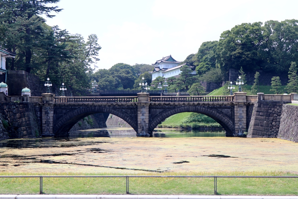 真夏の二重橋
