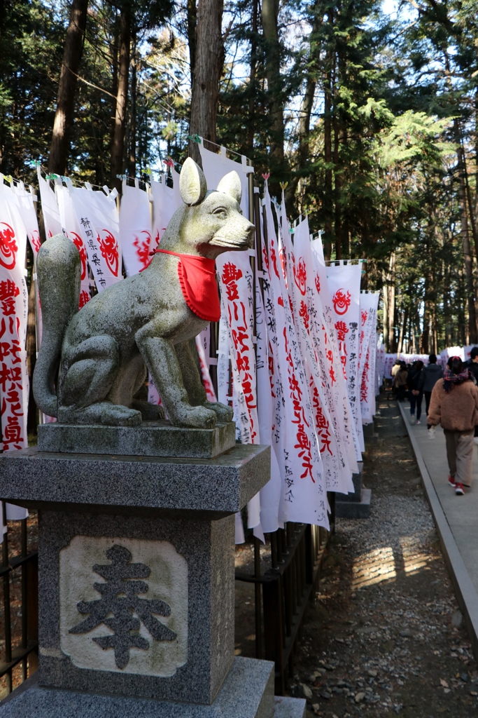 霊弧塚参道