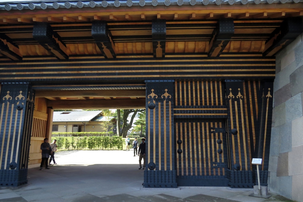 金沢城祉～橋爪門続櫓