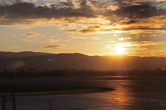 旭川空港からの夕景