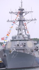 旗、ハタハタとはためく