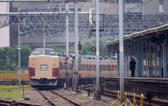 JR横須賀駅で　その２