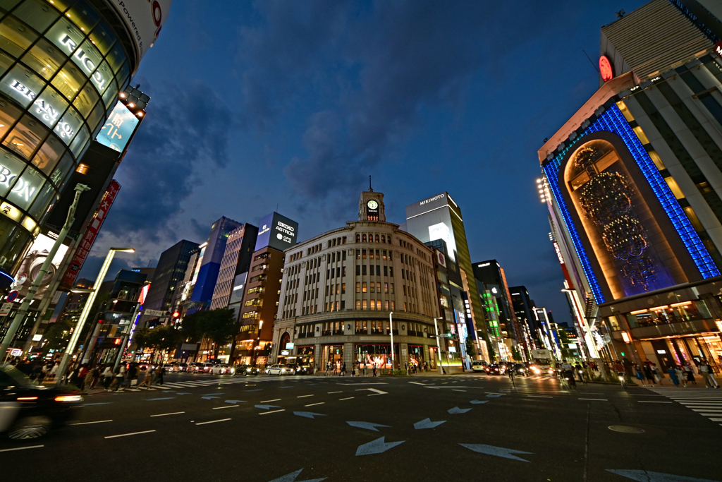 銀座四丁目