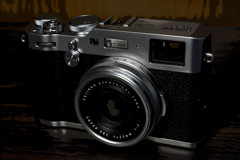 FUJIFILM X100F