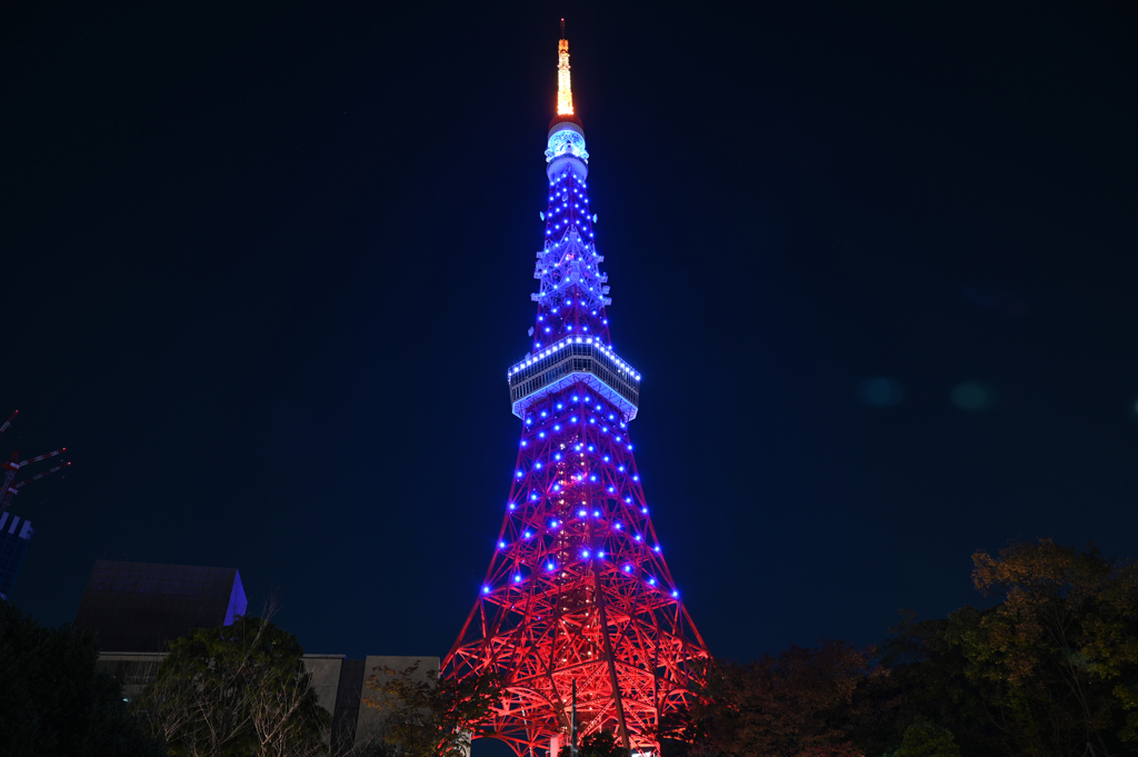 藍色の東京タワー