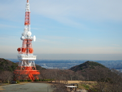 タワーの奥にタワー。