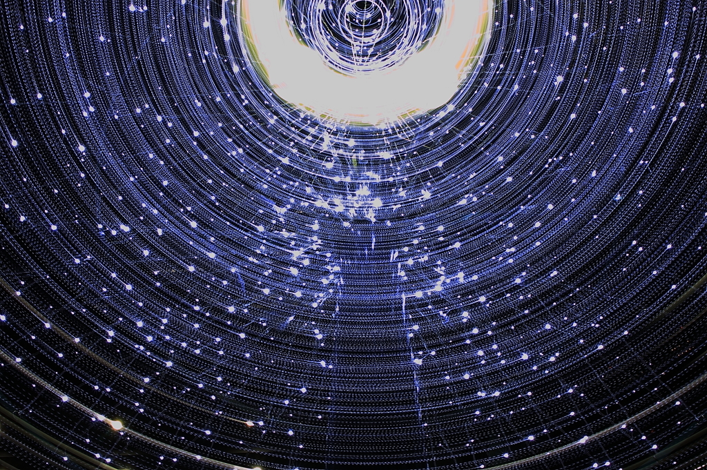 丸い空