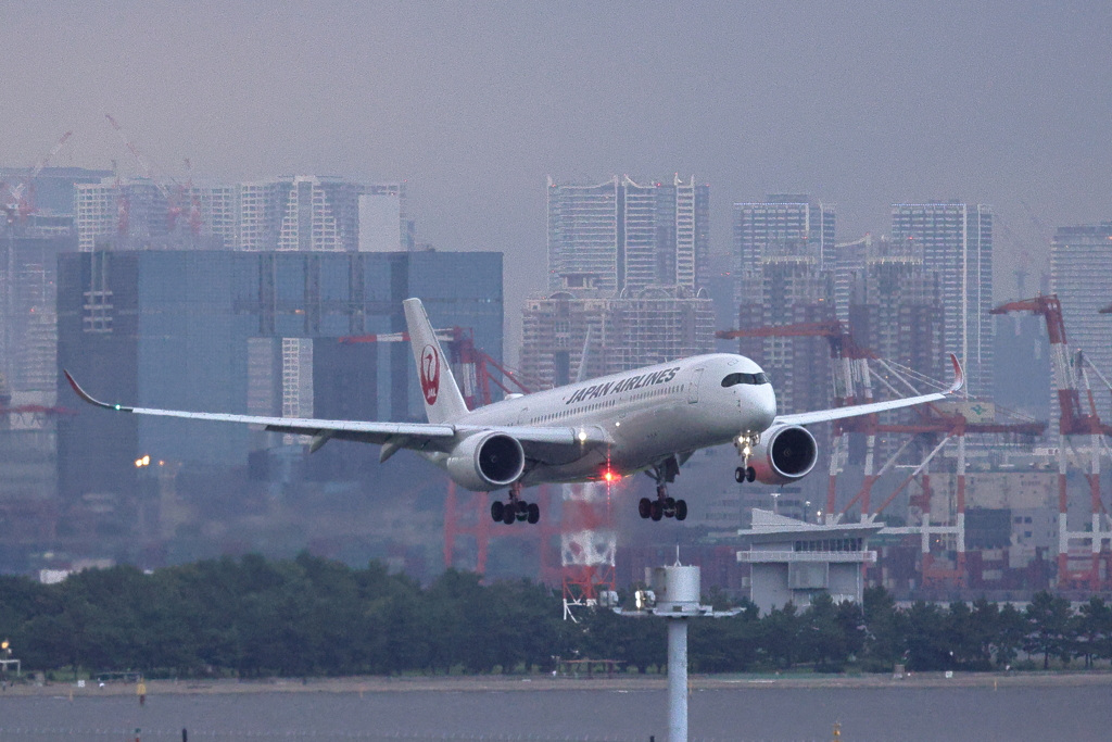 A350