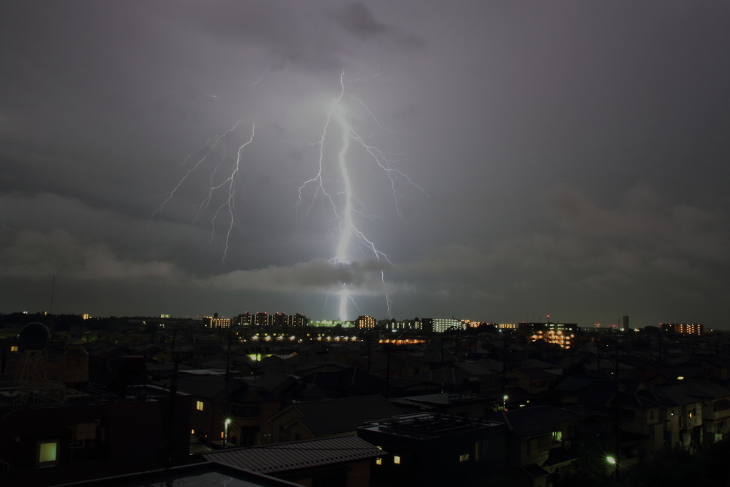 今夜のカミナリ3