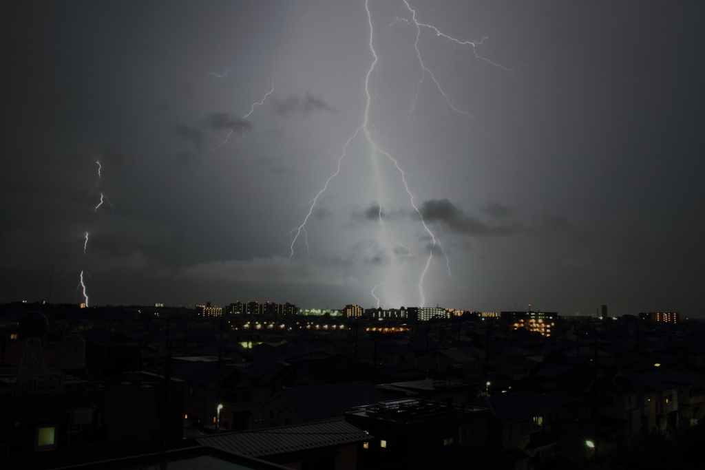 今夜のカミナリ4