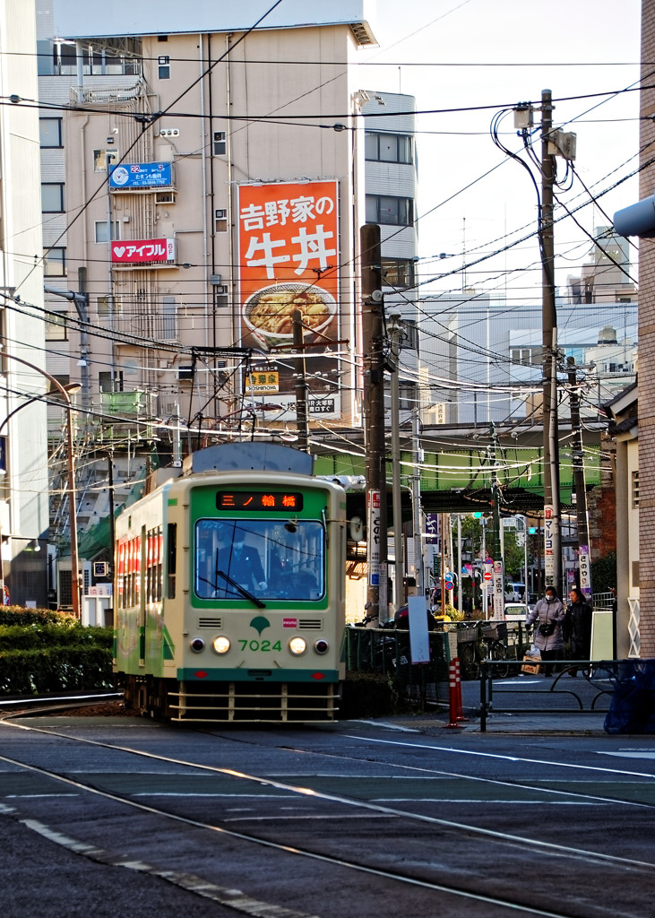 都電荒川線沿線　大塚駅前駅にて（１）