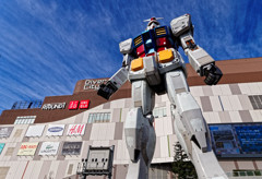 ガンダムとダイバーシティ　お台場にて