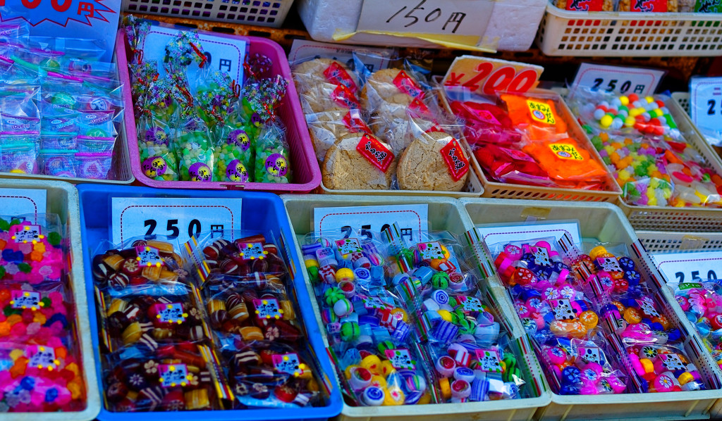 昔懐かし 駄菓子　（小江戸川越 菓子屋横丁）