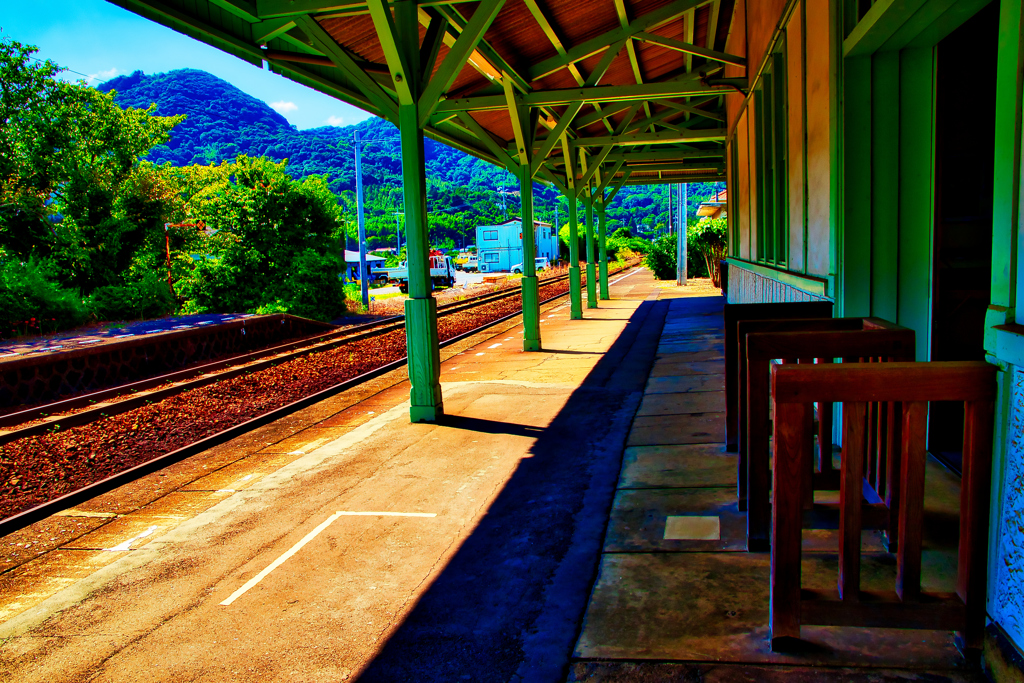 萩駅ホーム（山口県萩市）