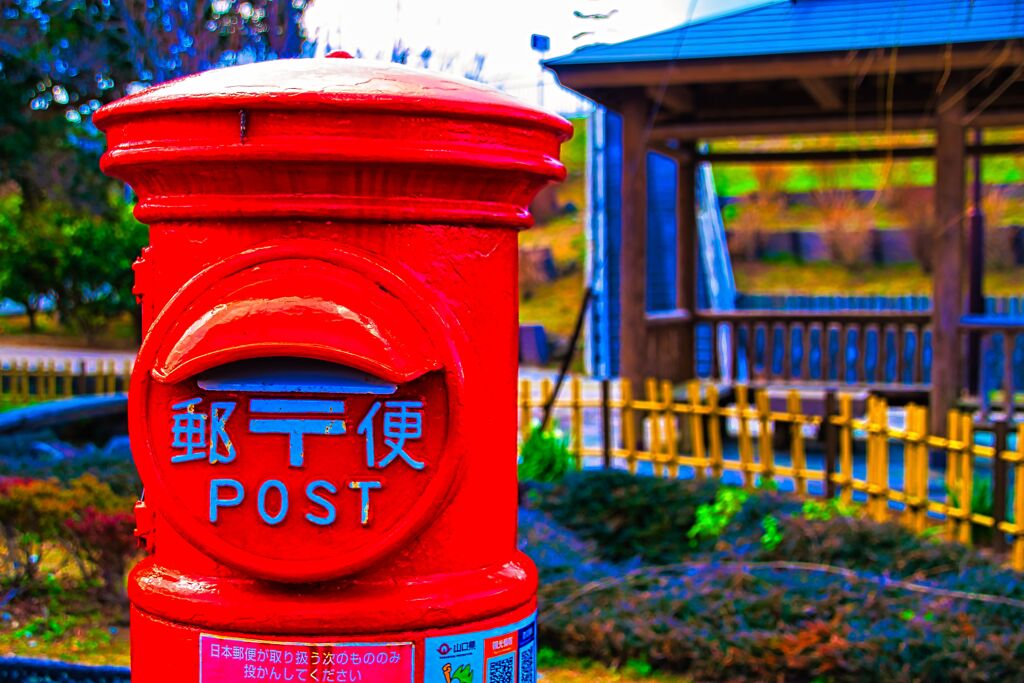 赤ポストのある情景　(萩市 藍場川)