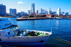 みなとみらいを眺望　横浜大さん橋にて