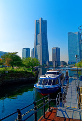 運河パークからみなとみらい　横浜にて
