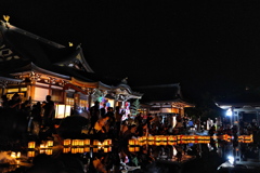 倶利伽羅不動寺鳳凰殿灯籠流し