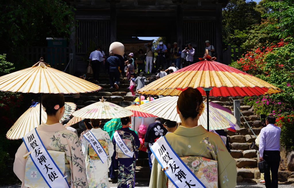 涼やかな加賀友禅大使