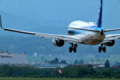 着陸態勢富山空港