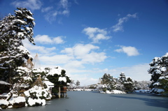 霞ヶ池の氷