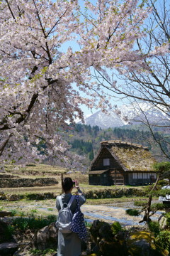 残雪の風景白川郷の旅