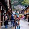 成人の日東茶屋街の光景