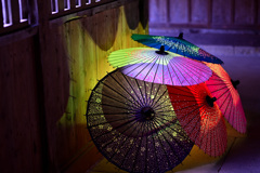 総持寺祖院回廊の和傘