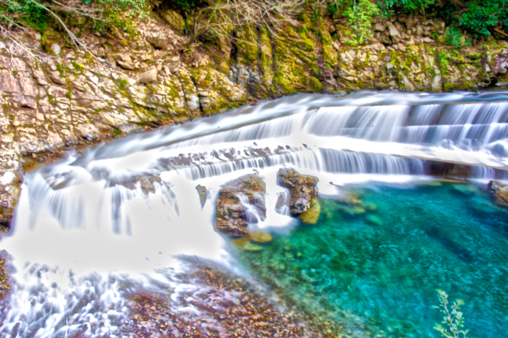川の流れ HDR