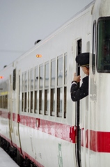 発車オ～ラ～イ！