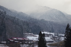 里山の雪景色