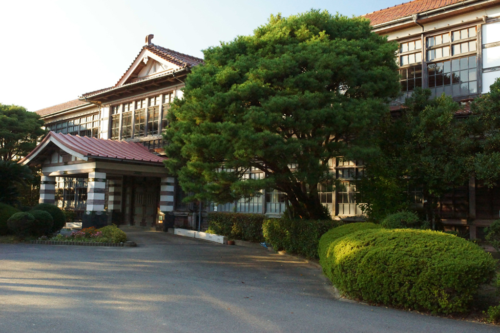 長州　萩　明倫館