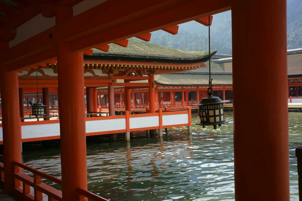 厳島神社　A