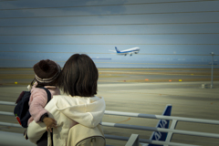 ママ～飛行機だよ