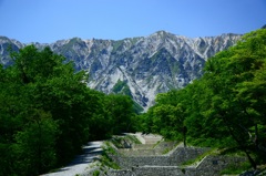 イカツイ山