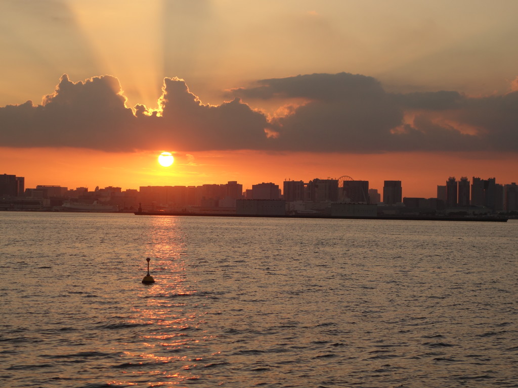 東京ゲートブリッジからの夕焼け