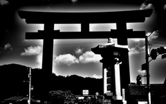 三輪の鳥居