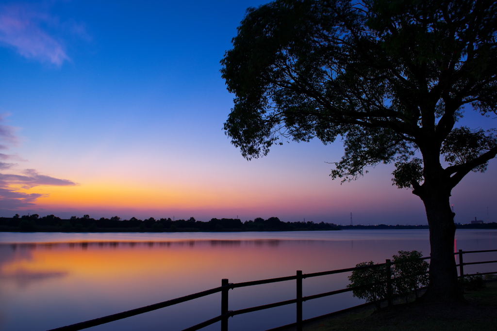 Magic Hour of the lake