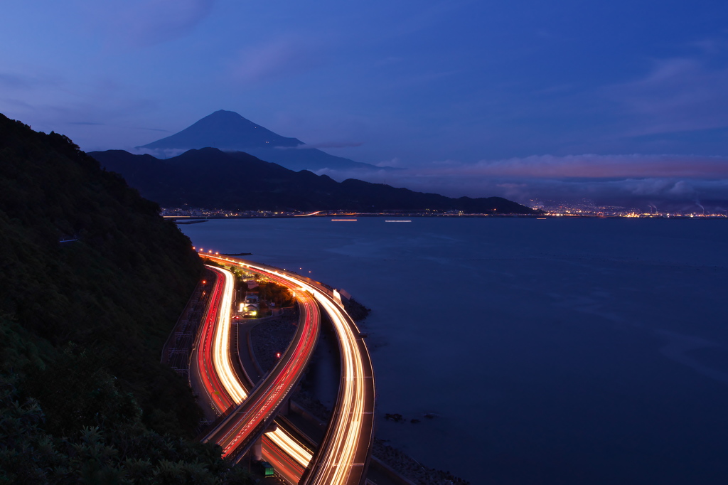 Superb view of 薩埵峠