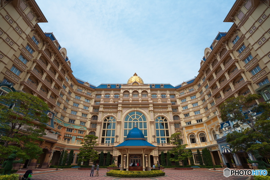 Disneyland Hotel