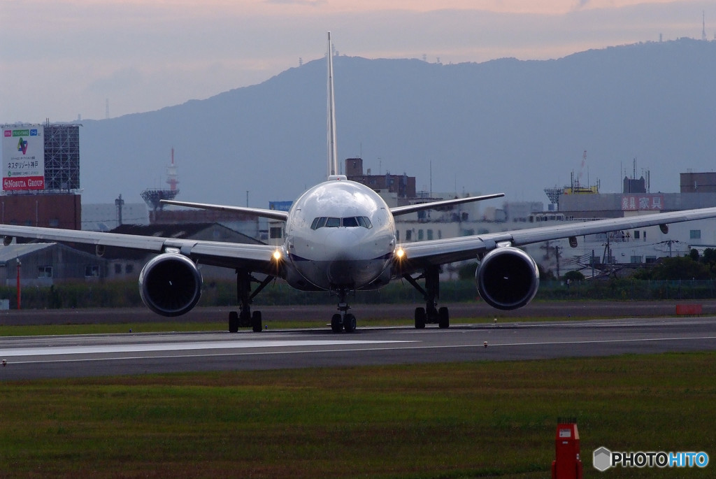 静寂・Boeing 777-300 