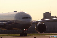 AIRPORT LADY✈Boeing 777-200